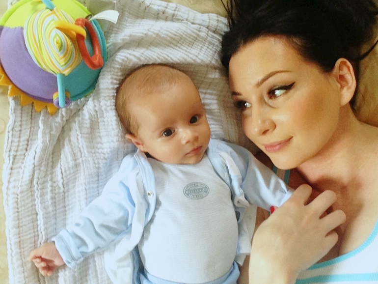 Нам (почти) 2,5 месяца! Ура! (много, очень много, фото)