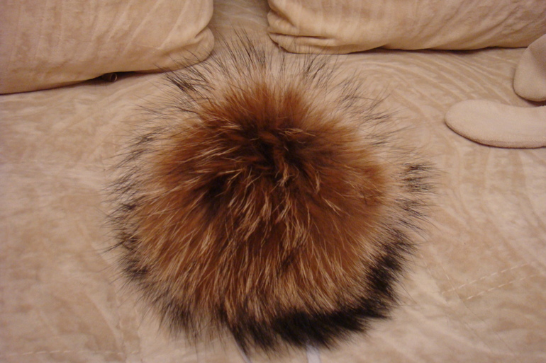 ♥♥♥ПОМПОНЫ ИЗ МЕХА ПЕСЦА И ЕНОТА♥♥♥