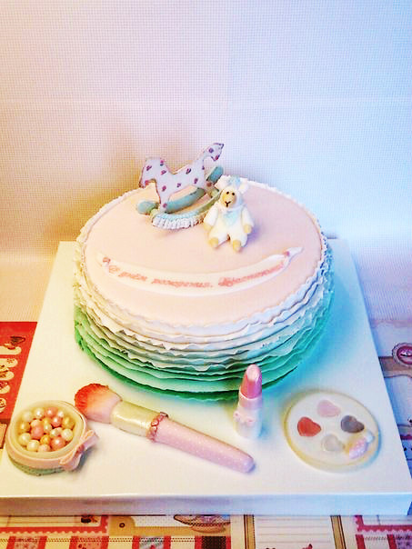 Девочки, покритикуйте, пожалуйста. И еще вопросы по рюшам, сатинайсу и работе с дыроколом.