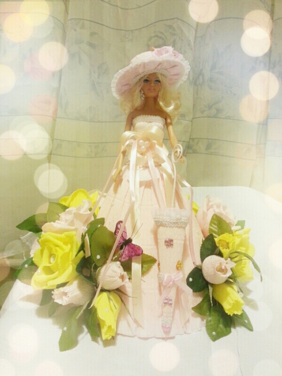 первая кукла))