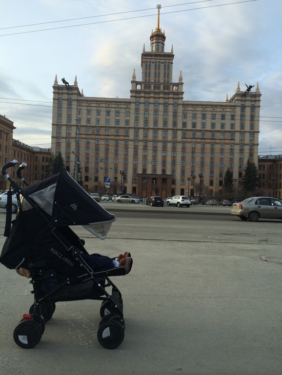 Решила фотографировать достопримечательности Челябинска