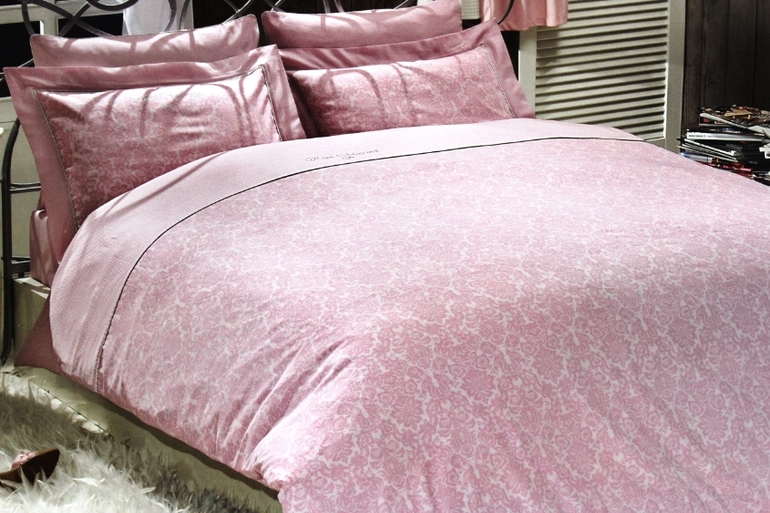 Постельное белье ЛЮКС , одеяла и подушки ШИК от французской марки *M*a*i*s*o*n D*o*r *