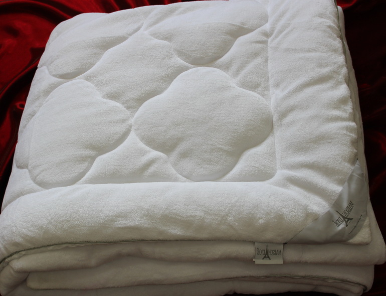 УМНЫЕ ПОДУШКИ И ОДЕЯЛА *M*a*i*s*o*n D*o*r * с 3D эффектом