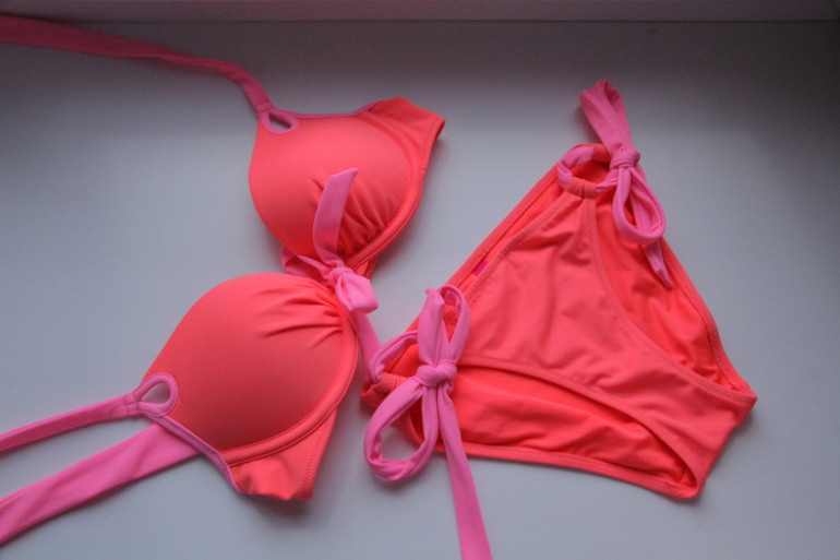 купальник Victoriassecret ПУШ-АП размер 32В