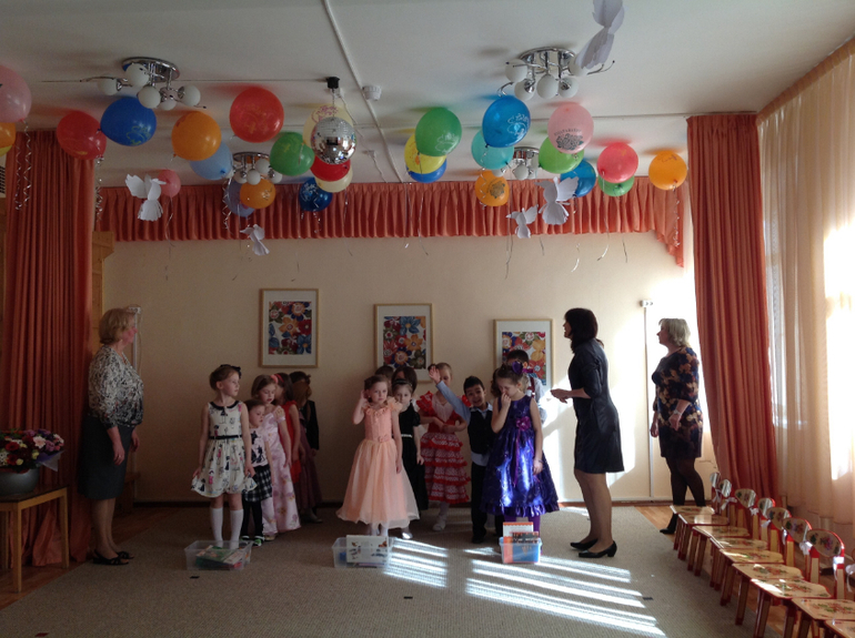 Выпускной в саду не в 521 а в 420