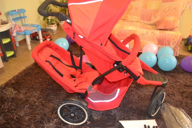 Продаем нашу любимую Phil and Teds Dash.