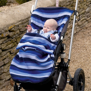 Как одевать новорожденного холодным летом и ранней осенью?