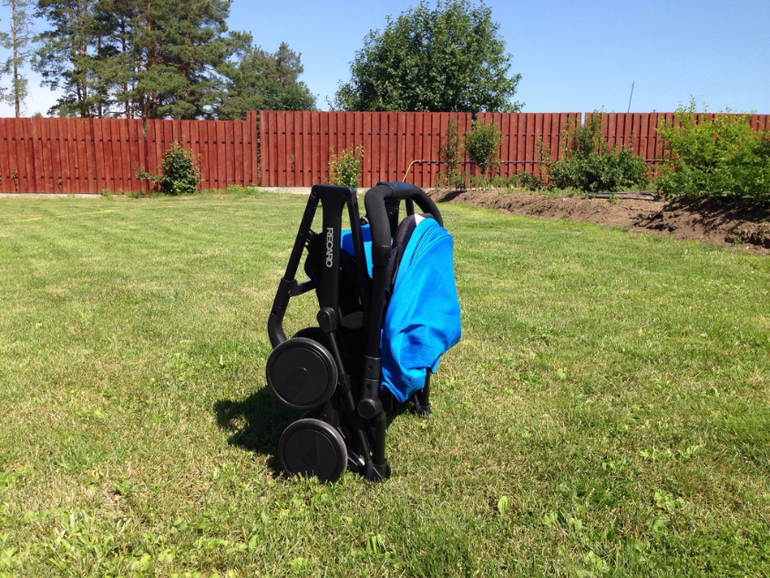 Recaro easylife blue