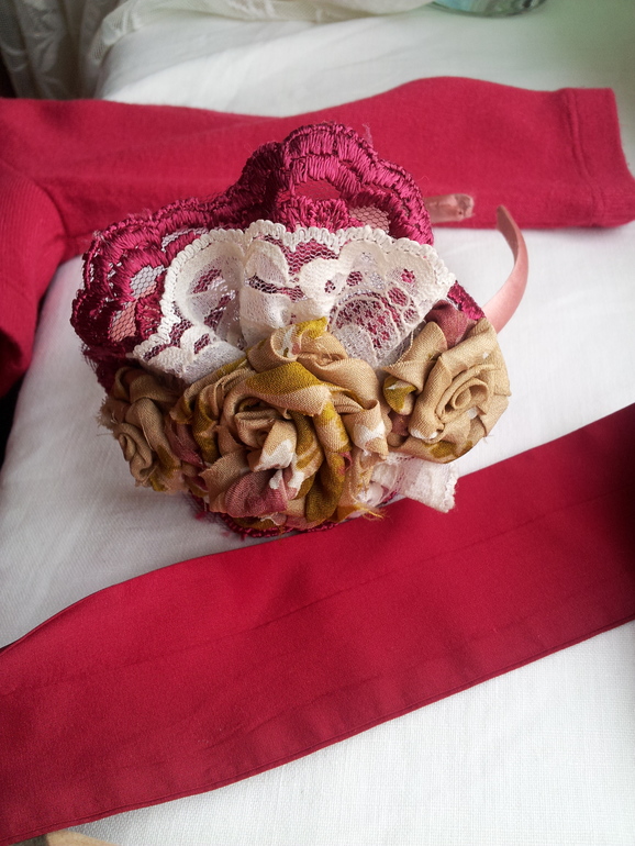 Ободок к нашему наряду.