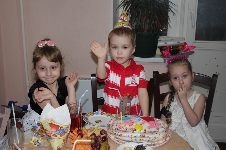 Хвастики с моими тортиками :)