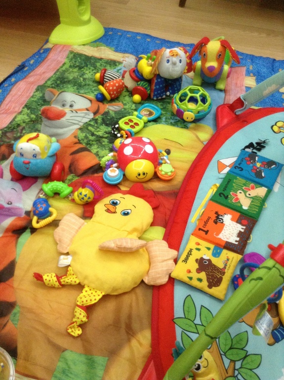 Наши первые игрушки(от 0 и до 4 мес)