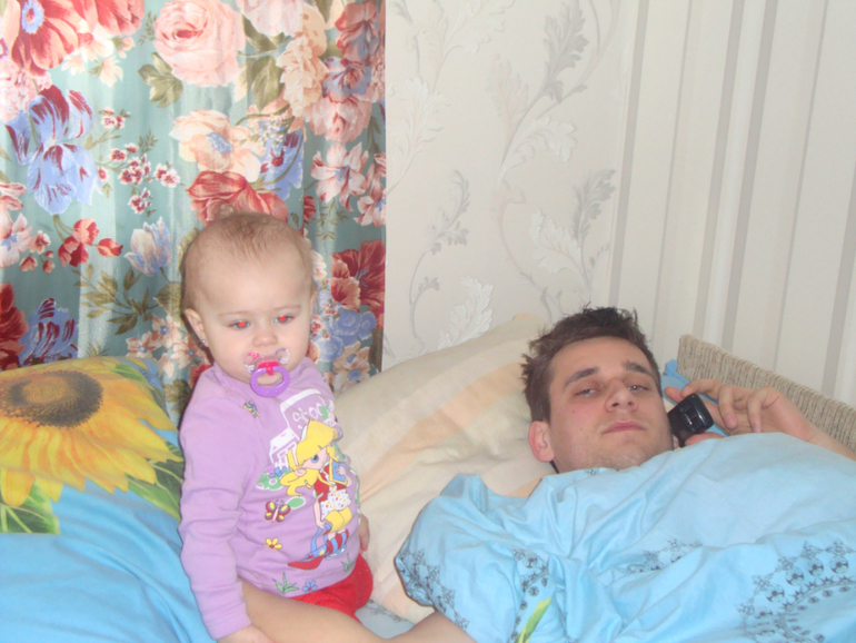 Вот и исполнился нам годик)))