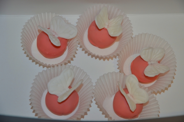 Мини кейк-боллы