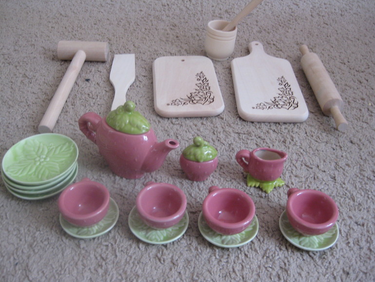 Посудка, и другие кухонные принадлежности - как настоящие!!