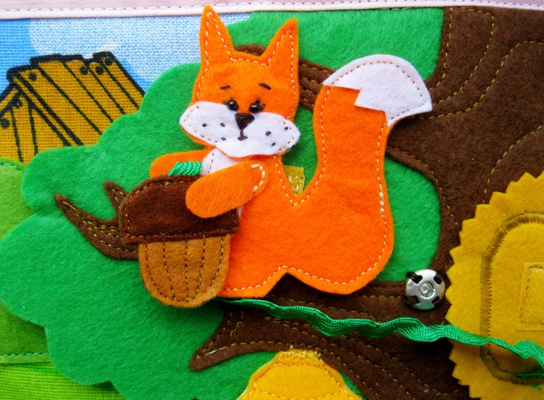 Развивающая книжечка.