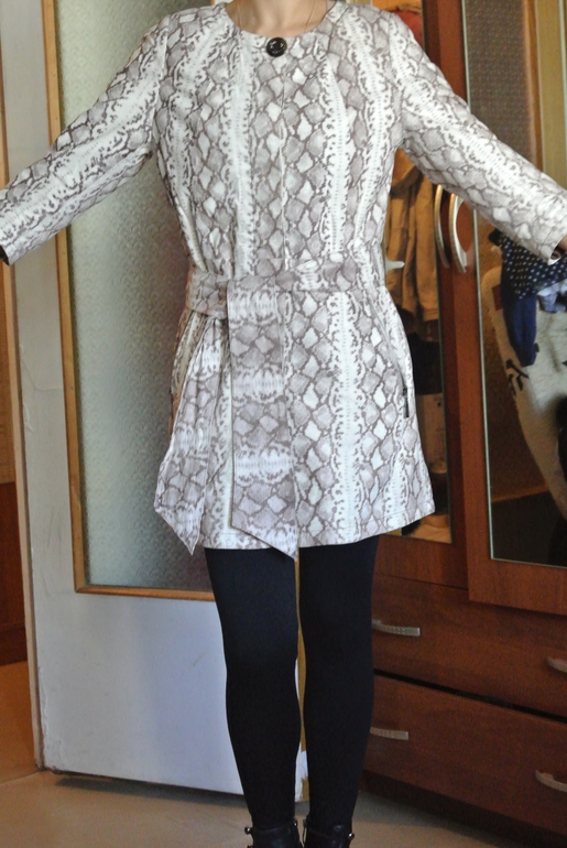 Пальто кожаное женское 42 размер