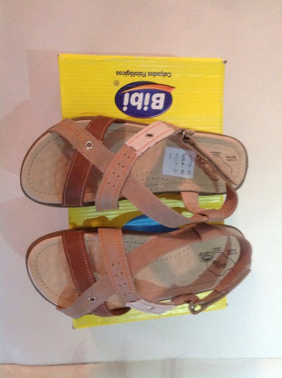 Новая физиологическая обувь Bibi Бразилия,сандалии для мальчика размер 24 см!!!!
