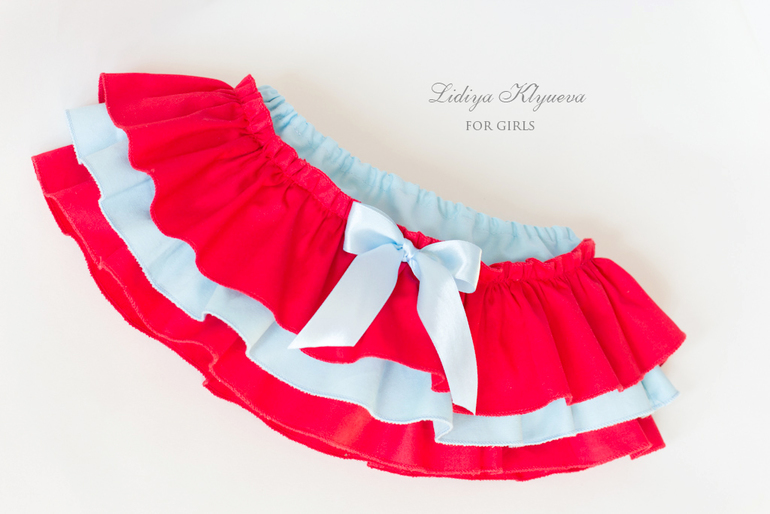 Новая и яркая юбочка-трусики на памперс