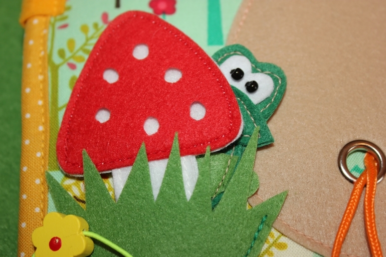 Развивающая книга.