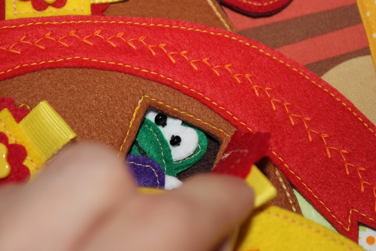 Развивающая книга.