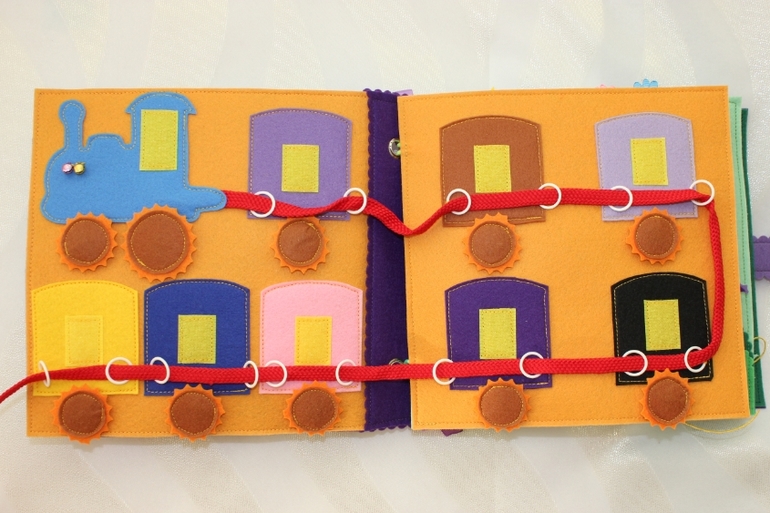 Развивающая книжка.