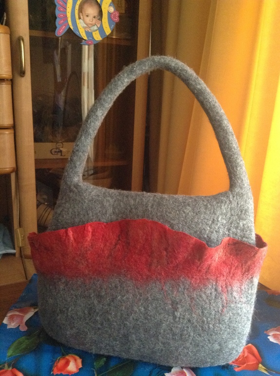 Стильная сумка. 100% шерсть. Валяние