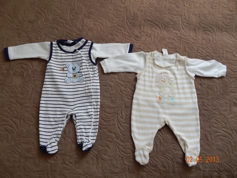 Продам одежду для мальчиков 0-6 месяцев.