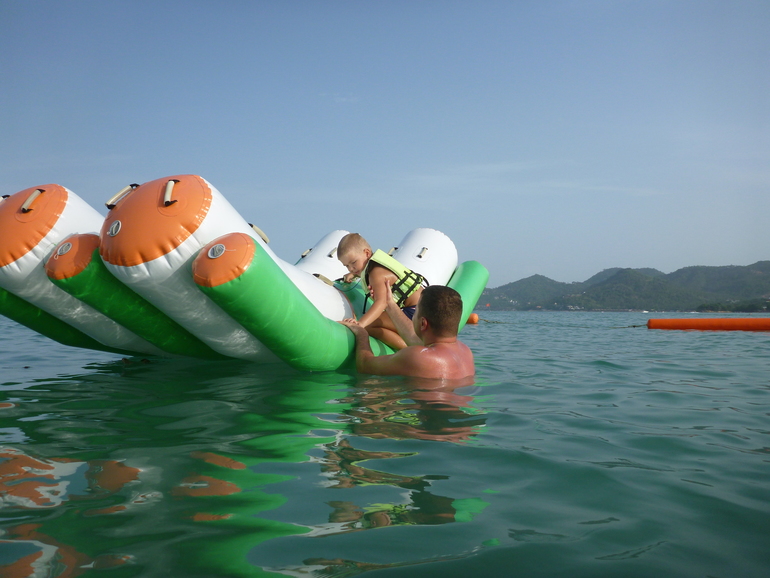 чавенг, батуты...