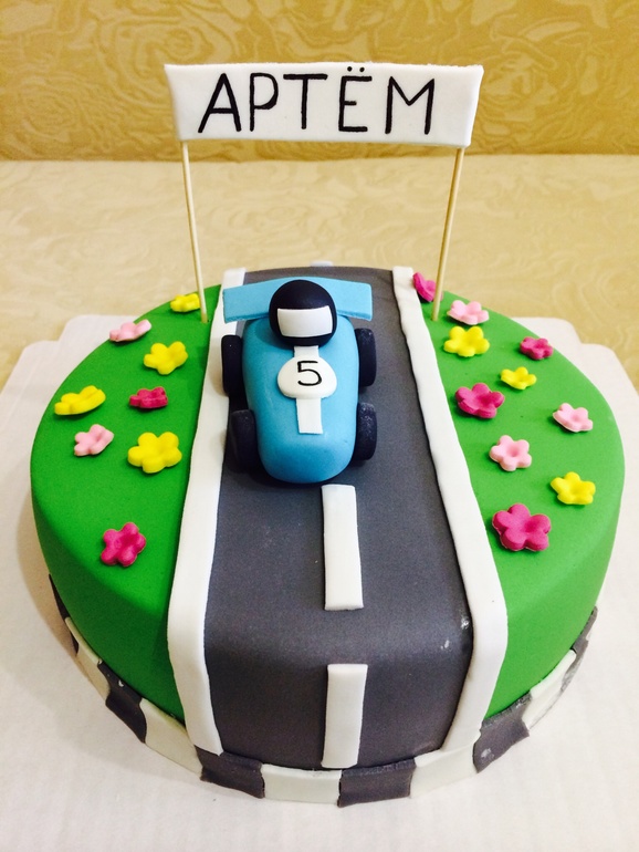 Быстрый торт с машиной