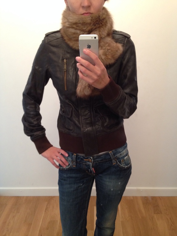 Кожаная куртка ZARA+ шарф из куницы