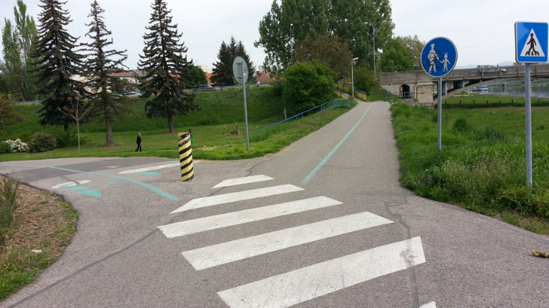 Пиештяны (Словакия). Велосипедные зарисовки.