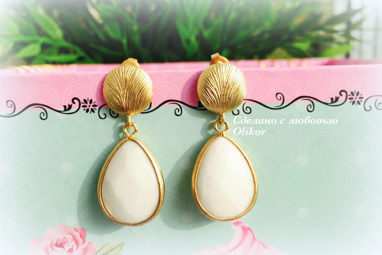 Серьги с нефритом