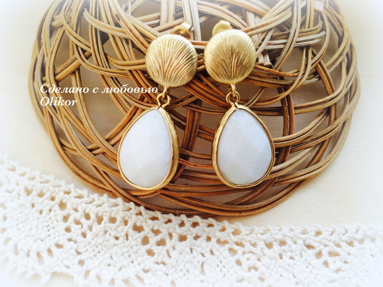 Серьги с нефритом