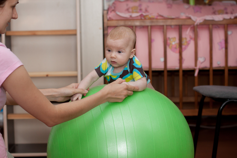 Фитбол - мамина