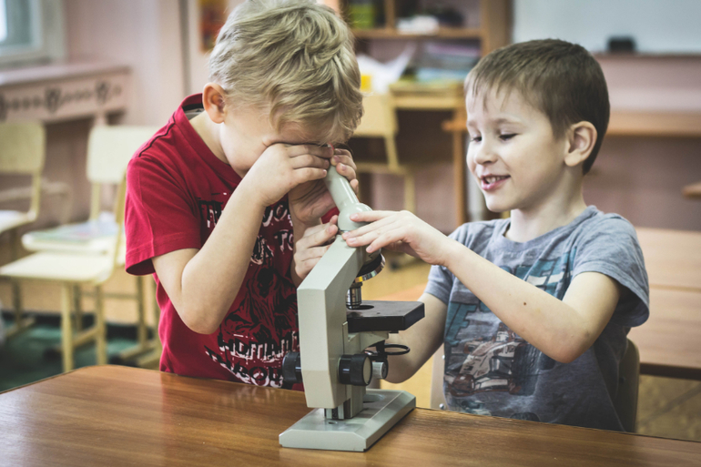 Про микроскоп....