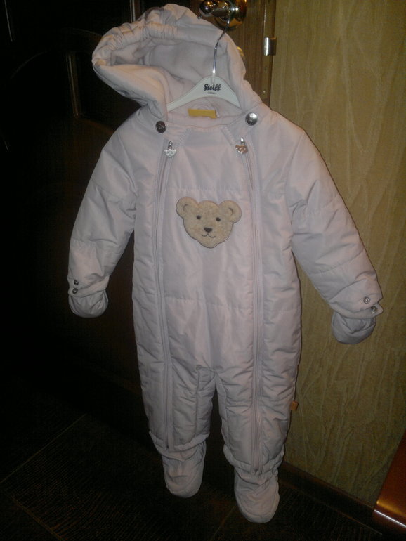 ПРОДАМ б/у комбинезон фирмы STEIFF оригинал (для девочки)