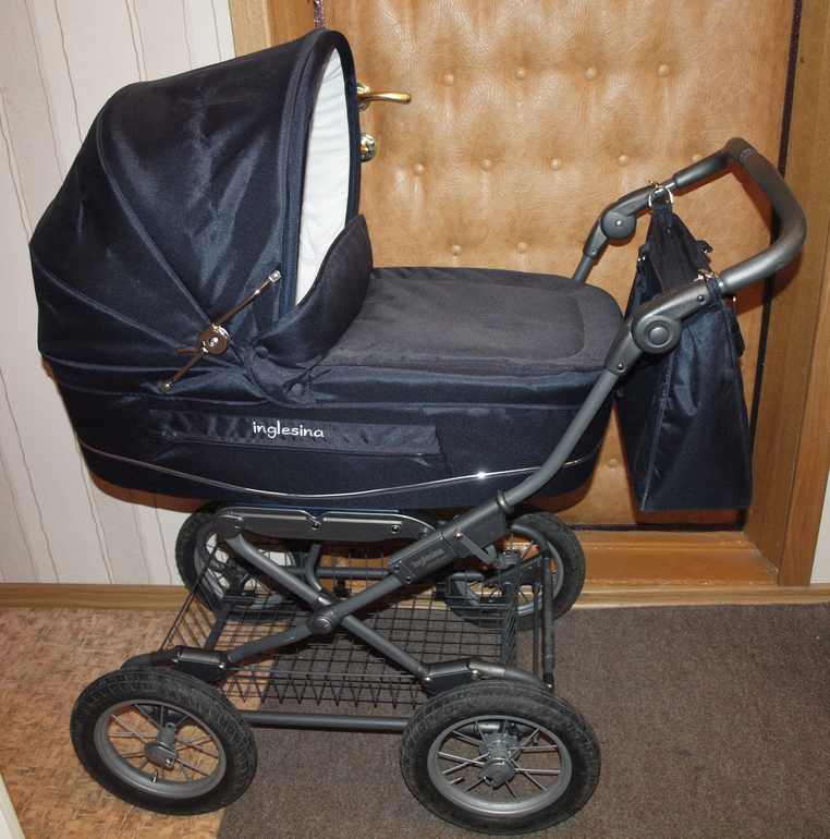 Продам Коляску inglesina vittoria на шасси Ergo Bike Slat