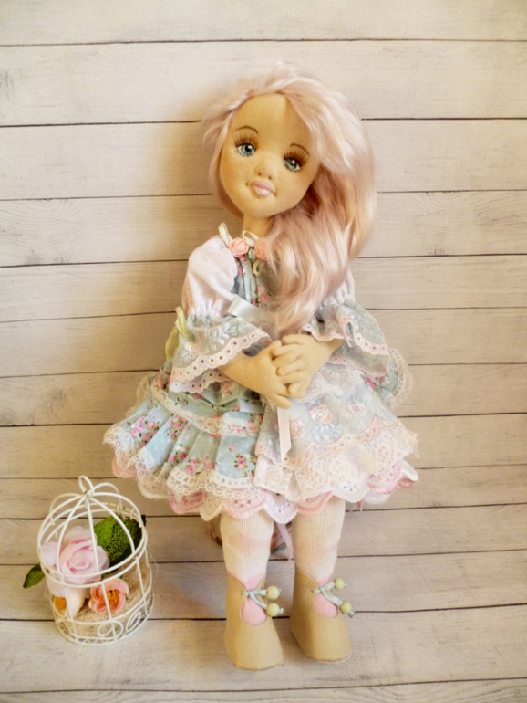 krasivo-palchikom-po-golovke-video-erotika-retro-bolshaya-grud