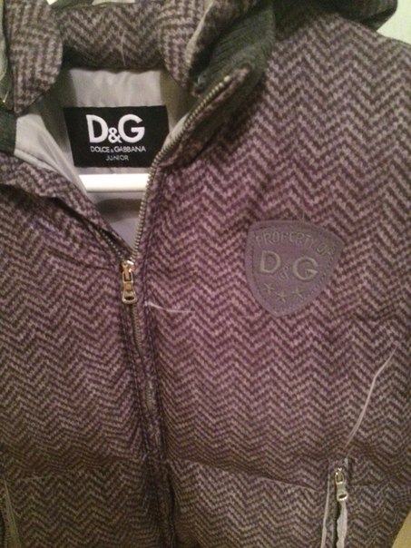 Для модных мальчишек пуховик Fendi и Dolce & Gabbana на 7 и на 10лет.