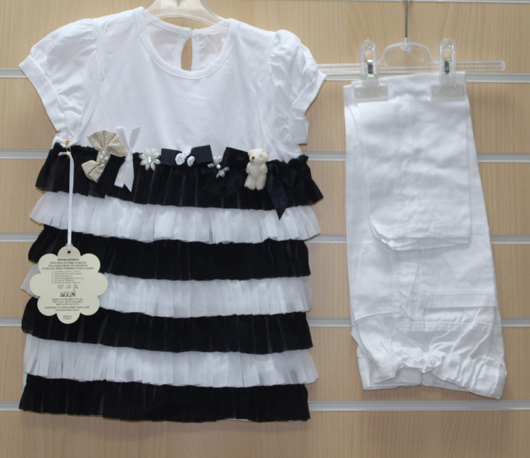 Для девочки Аккон новое р.4 1700 р.5 1000р