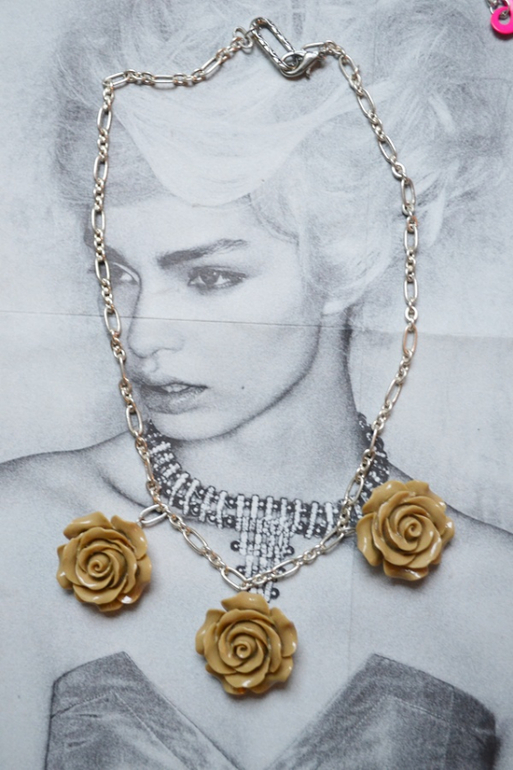 Еще кое что из бижутерии..