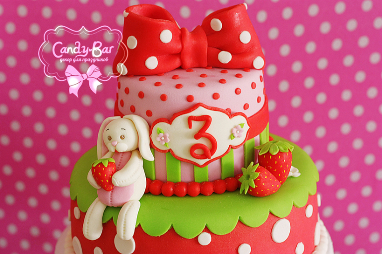 Candy Bar в клубничном стиле