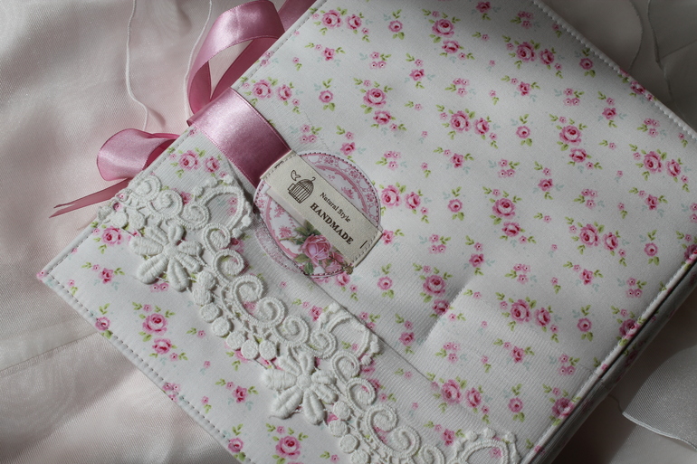 Нежный альбом для малышки Елизаветы