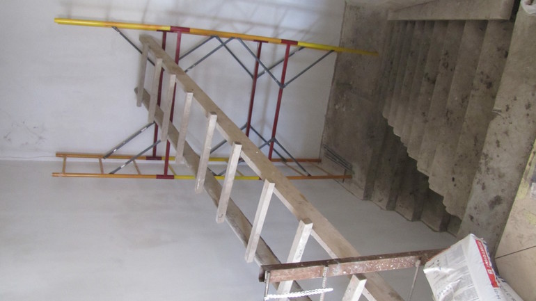 Лестничный пролет. Нужны идеи!!