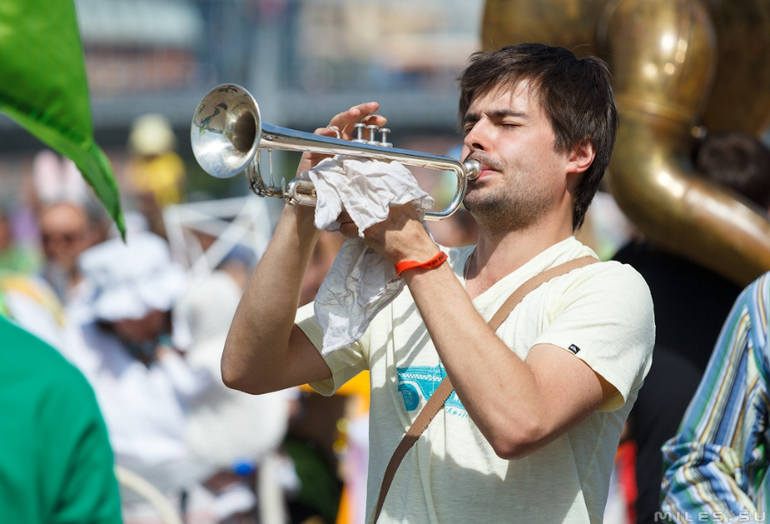 Парад колясок 2014. Парк Горького. Мать и дитя.