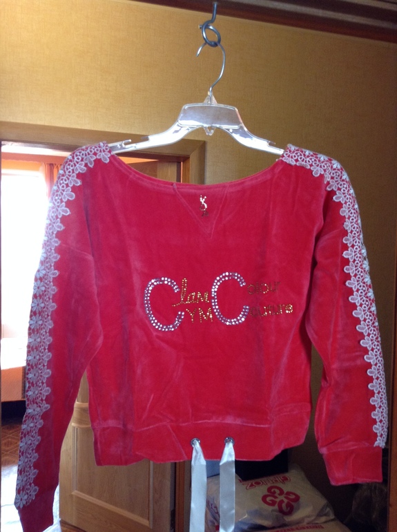 Много пристроя из закупки одежды G*ep**ur!