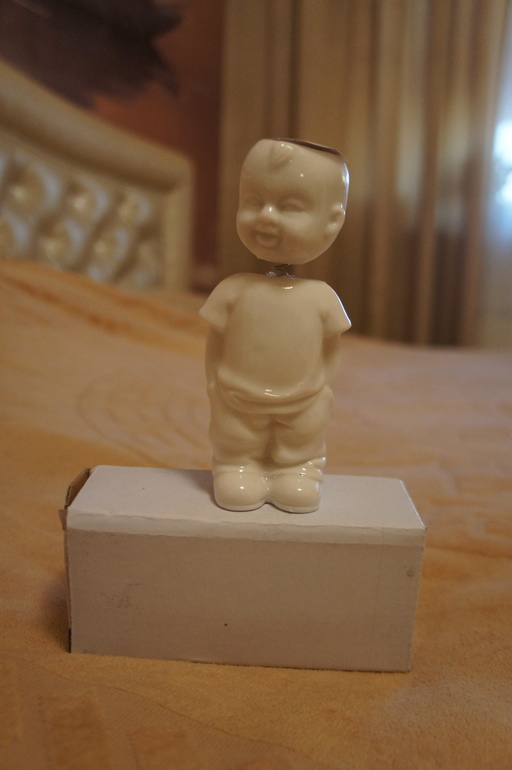 Игрушки Новые и б/у меняю или продаю!Куклы, каталки, медведи и др. мягкие игрушки....Добавила.