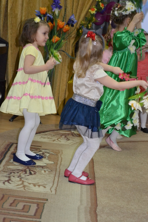 Наш весенний утренник