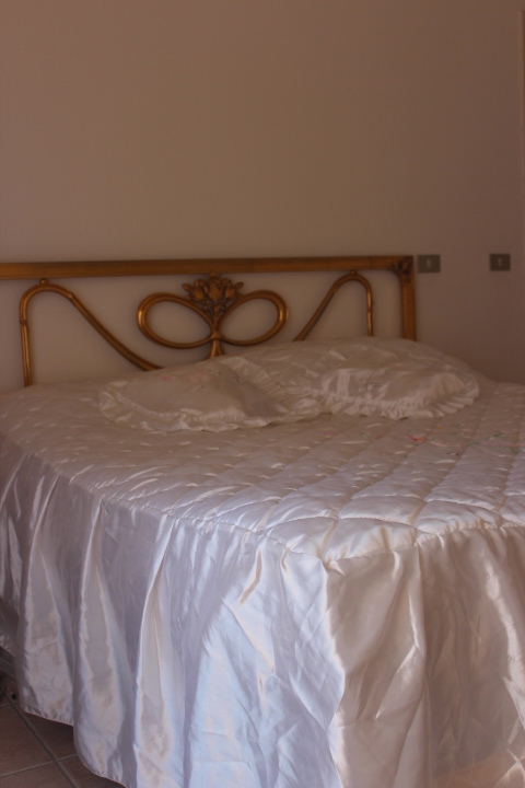 сдаю квартиру ( 100 кв.мт.) недалеко от Форте дей Марми