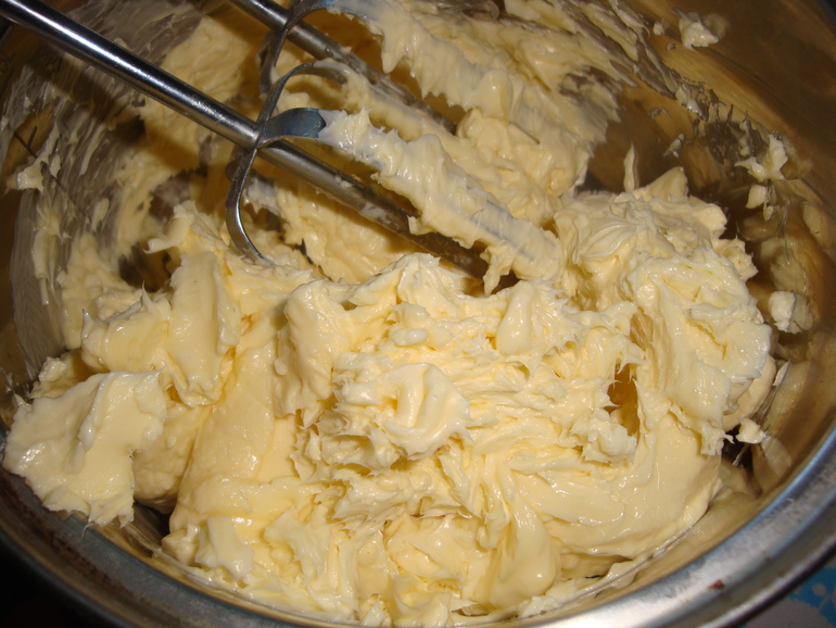 Клубничное масло